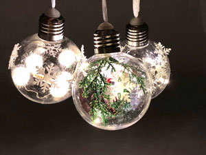 Pallina natalizia con luce LED
