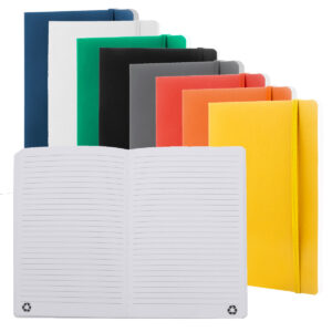 Taccuino A5 in PU riciclato con copertina flessibile e disponibile in diversi colori. La tua idea di ecosostenibilità diventa realtà con questo gadget.