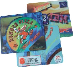 Tappetino mouse pad plastificato, resistente e pratico, ideale per un utilizzo comodo in ufficio o a casa.